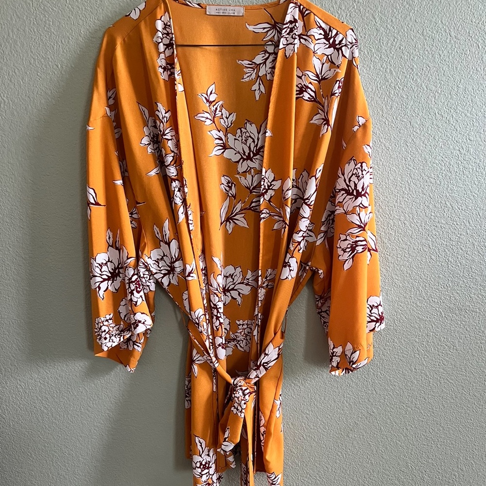 Floral kimono